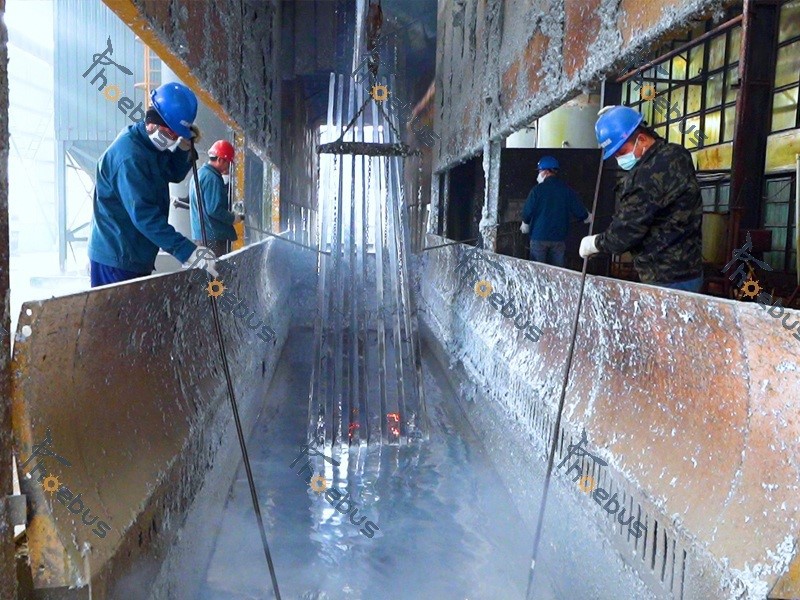 Manufacturing process of hot dip galvanized light poles Manufacturing process of hot dip galvanized light poles